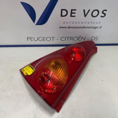 Peugeot 107 1.0 12V Taillight, left 2010 6350X6