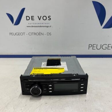 Peugeot iOn iOn Radio CD player 2015 98031964ZD