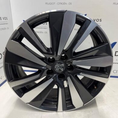 Peugeot 5008 1.2 12V e-THP PureTech 130 Wheel 2020 98096854XS