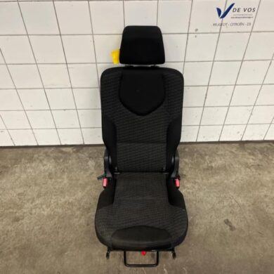 Peugeot 308 1.6 VTI 16V Stoel achter 2010 8846S4