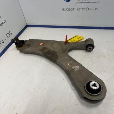 Citroen C4 ë-C4 50 kWh Front wishbone, left 2022 9831682580