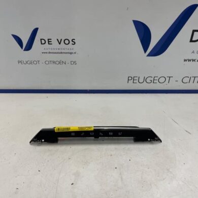 Citroen C5 Aircross 1.2 e-THP PureTech 130 Radiobedienings paneel 2019 98197167XU