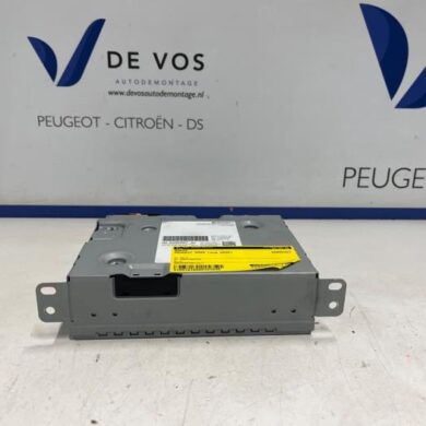 Peugeot 5008 1.2 12V e-THP PureTech 130 Radio 2020 9822939780-1684713680-1636291380