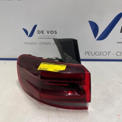 Citroen C5 Aircross 1.2 e-THP PureTech 130 Taillight, left 2023 9845247680