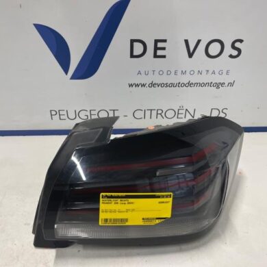 Peugeot 208 1.2 Vti 12V PureTech 100 Achterlicht rechts 2024 9851060880