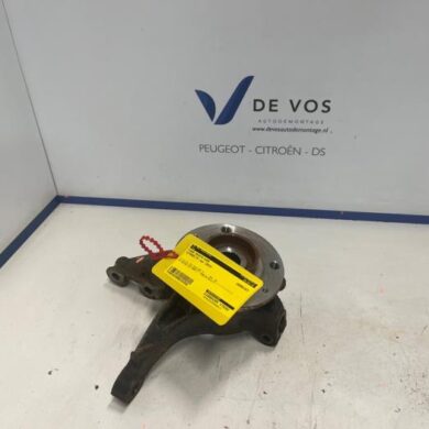 Citroen C4 ë-C4 50 kWh Fusee rechts-voor 2023 9826532380