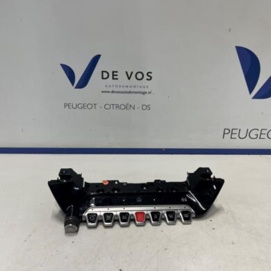 Peugeot 208 1.2 Vti 12V PureTech 100 Heater control panel 2024 98531848XU