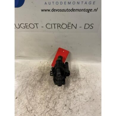 Peugeot 307 1.6 HDiF 16V Thermostaathuis 2005