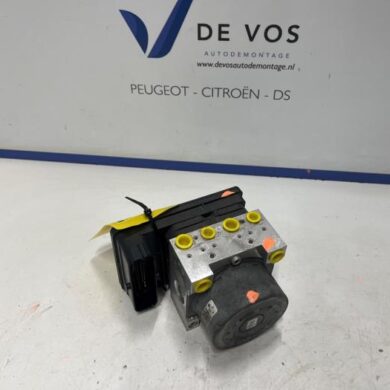 DS Automobiles DS3 Crossback 1.2 12V PureTech 100 ABS Pomp HNE-HN05 2022 9846124980-1686632080-1686632280