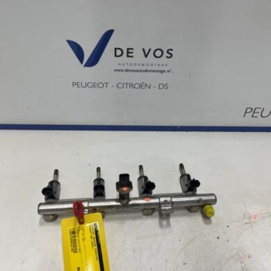 Peugeot 508 1.6 16V Hybrid 225 Injector (benzine injectie) 5G06 2021 9818760580-9814468180