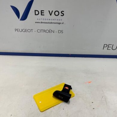 Peugeot 107 1.0 12V Air conditioning switch 2010 6554KX
