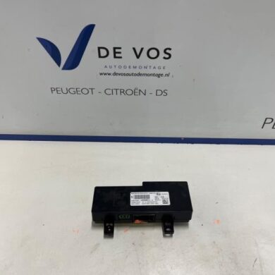 Peugeot 308 1.2 12V e-THP PureTech 110 Telefoon interface 2018 9828266180