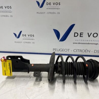 Peugeot 5008 1.2 12V e-THP PureTech 130 Schokdemperpoot links-voor 2020 9819718680