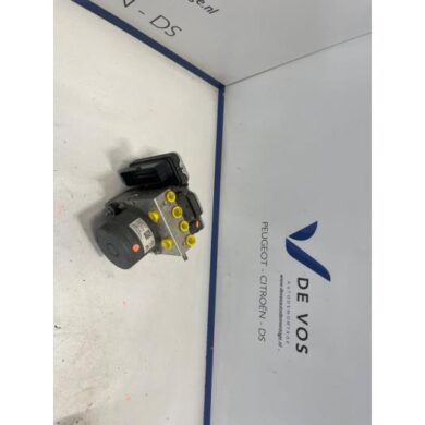 Citroen C4 ë-C4 50 kWh ABS Pomp ZKX-ZK01 2022 9842417680-1682869780-1690335680-1682869880