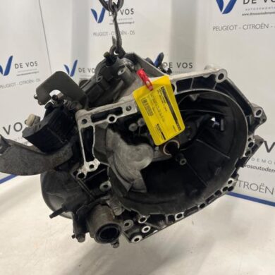 Opel Crossland X  Gearbox HN05 2019 1629075380-1629075480 20V247