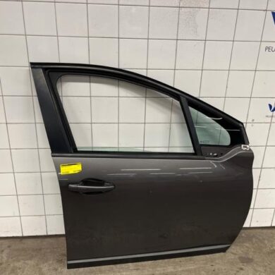 Peugeot 2008 1.2 Vti 12V PureTech 82 Portier 4Deurs rechts-voor 2015 9807820380