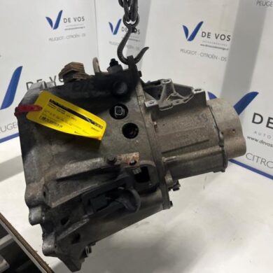 Peugeot Partner 1.5 BlueHDi 75 Versnellingsbak YHW-YH01 2021 1623092980-1623094080