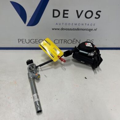 Opel Crossland X  Gordelspanner links 2019 39101920-98224267XT