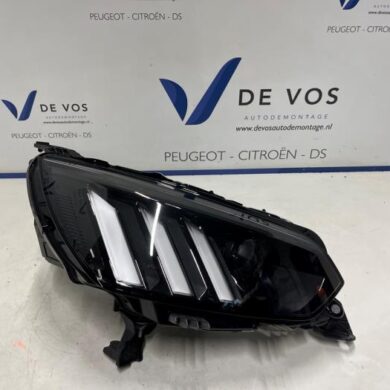Peugeot 2008 e-2008 50 kWh Koplamp rechts 2020 1656238980-1682772380-9823193480