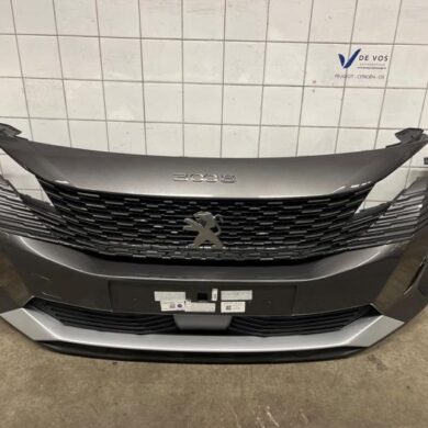 Peugeot 3008 1.6 16V HYbrid 225 Voorbumper 2024 1675868380
