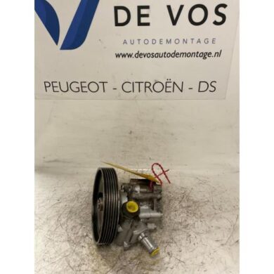 Peugeot Expert 1.6 HDi 90 Power steering pump 9HU 2007 4007KL