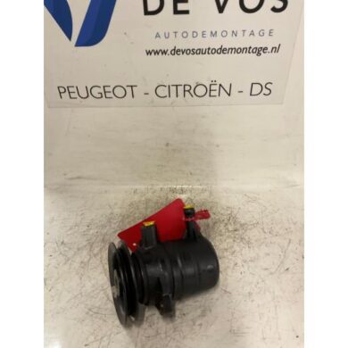 Citroen XM 3.0 V6 VSX LHM Pomp (vering) 1994 96164394