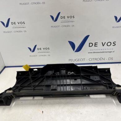 Peugeot Partner 1.5 BlueHDi 75 Slotplaat voor 2021 9830512680