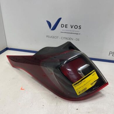 Opel Crossland X  Taillight, left 2019 39137519