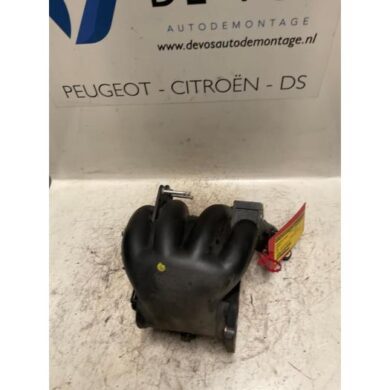 Peugeot 306 1.6i SR,ST Ansaugbrugge NFZ 1998 0342A0