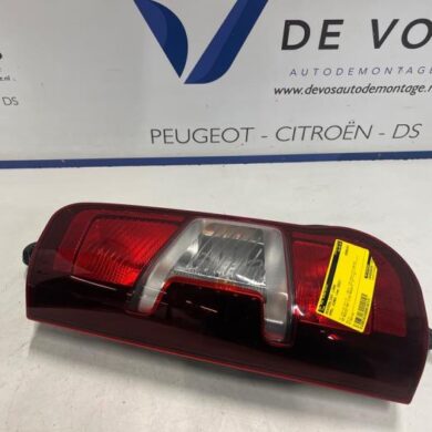 Opel Combo 1.5 CDTI 100 Achterlicht links 2022 9819235880