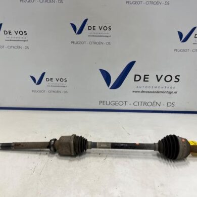Citroen Berlingo 1.2 12V PureTech 110 Aandrijfas rechts-voor HNP-HN05 2019 9820471180-1612466980 20V254