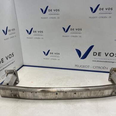 Peugeot 5008 1.2 12V e-THP PureTech 130 Bumperframe voor 2019 9824513780
