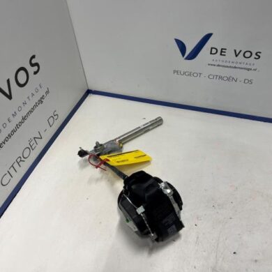 Opel Crossland X  Gordelspanner rechts 2019 39101921-98224270XT