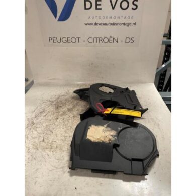 Peugeot 307  Distributiedeksel KFU 2005 0320W8-0320W7-0320W6