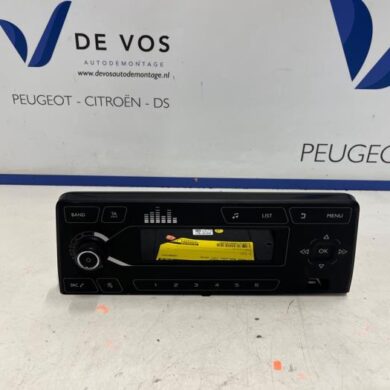 Citroen Berlingo 1.2 12V PureTech 110 Radiobedienings paneel 2019 98345769ZD-98162670ZD