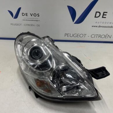 Peugeot iOn iOn Koplamp rechts 2016 6206W9