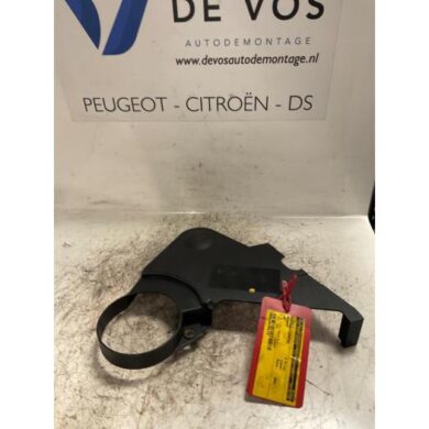 Peugeot 406  Timing cover 2001 9634025880-9628311180A01