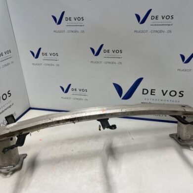 Opel Crossland X  Front bumper frame 2019 9810976080