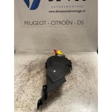 Peugeot 407 2.0 HDiF 16V Distributiedeksel RHR 2005 0320V8