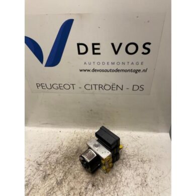Peugeot 207 1.6 16V VTi ABS pump 5FS 2011 4541HP-4541HQ