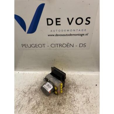 Peugeot Bipper  ABS Pomp FHZ 2013 1608210180-1608210080