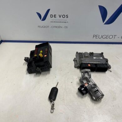 Citroen Jumper 2.2 Blue HDi 140 Engine management computer 4H03 2019 1698708180-9831731680
