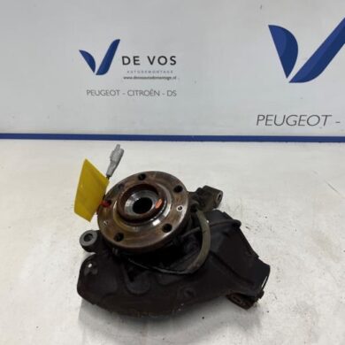 Peugeot Expert 2.0 HDiF 16V 130 4x4 Fusee links-voor 2015 364693