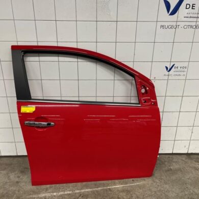 Peugeot 108 1.0 12V VVT-i Tür 4-türig rechts vorne 2019 B000968380-1687145280