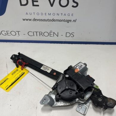 Peugeot 508 2.0 Hybrid4 16V Rear door window mechanism 4-door, right 2014 9224H9-9806087080