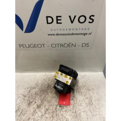 Peugeot 106 1.4 XN,XR,XS,XT ABS pump KFX 1998 454143-454256
