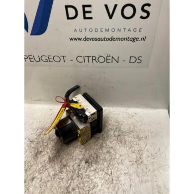 Peugeot 1007 1.4 16V ABS pump KFU 2006 4541Z6-4541Z7-1682610280