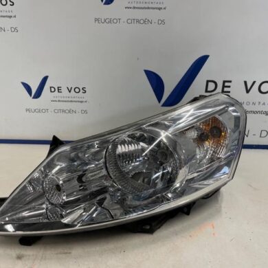 Peugeot Expert 2.0 HDiF 16V 130 4x4 Koplamp links 2015 6208L0