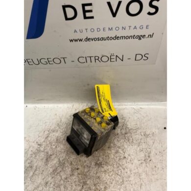 Citroen C6 2.7 HDiF V6 24V ABS Pomp UHZ 2007 4541N3-4541N4