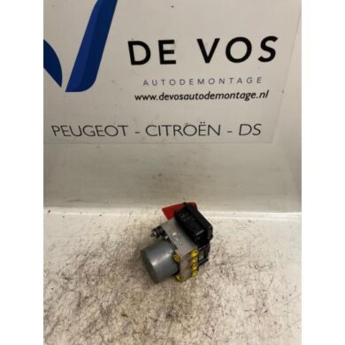 Citroen C4 1.6 HDi 16V ABS Pomp 9HX 2006 4541J1